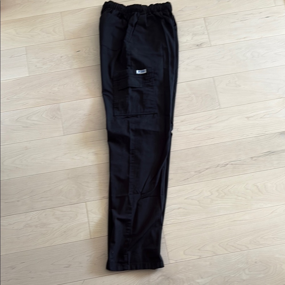 Unisex XS MOBB Black Scrubs Pants with elastic waistband, fits like size 30W 32L